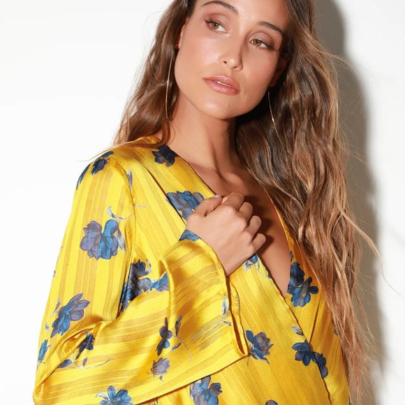 Aptos Mustard Yellow Floral Print Long Sleeve Top - Picture 4 of 7